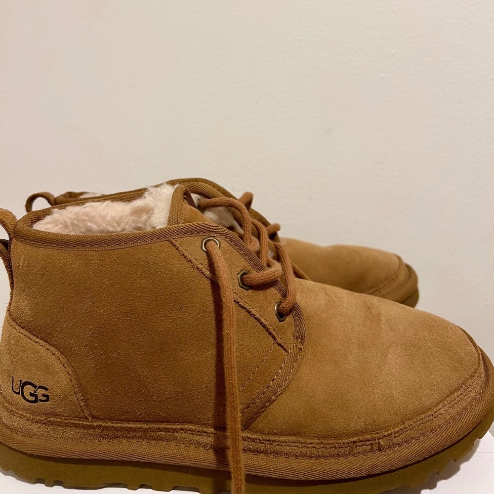 UGG Chestnut Neumel Boots
